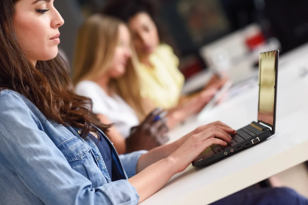 curso-livre-como-transformar-sua-experiência-em-um-método-de-ensino-escalável