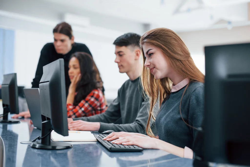 cursos-de-extensão-como-porta-de-entrada-para-novas-carreiras